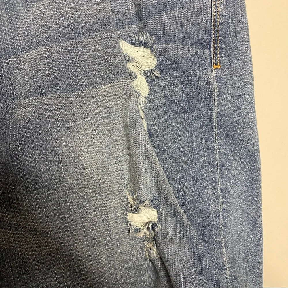 Torrid Sky High Skinny Jean Shorts 22